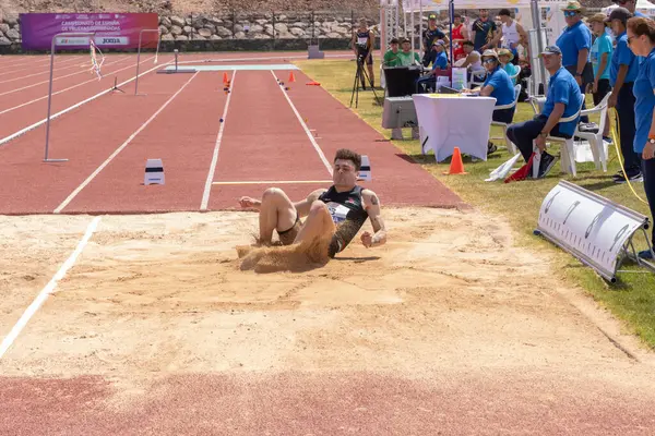 İstanbul, Türkiye - Haziran 25, 2017: Türk Atletizm Federasyonu Atletizm Federasyonu sırasında koşan tanımlanamayan sporcu