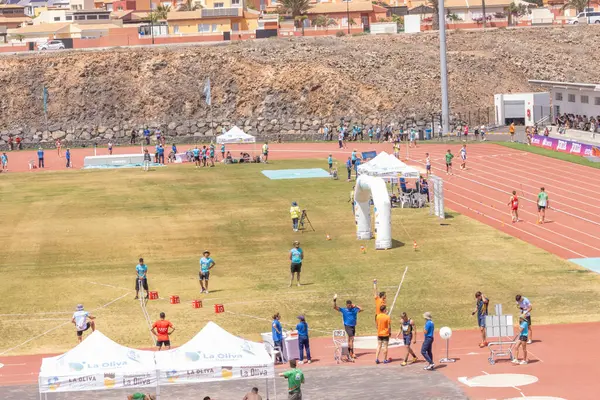 Rio de Janeiro, Brezilya, Temmuz 19, 29, 19. Sporcular ve erkekler bir stadyumda koşuyor.