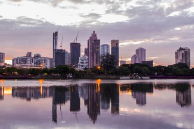 Alacakaranlık Benjakiti Park Bangkok, Tayland