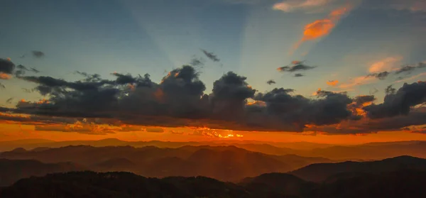 Sonnenuntergang Auf Dem Berg Bei Chiangmai Thailand — Stockfoto
