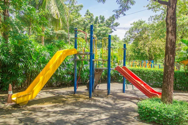 Kleurrijke Speeltuin Het Park — Stockfoto