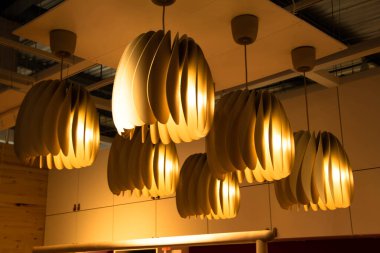 İç dekorasyon için modern tavan lambaları