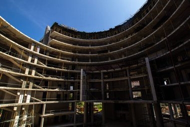 İnşaat alanında. Yeni Bina İnşaatı