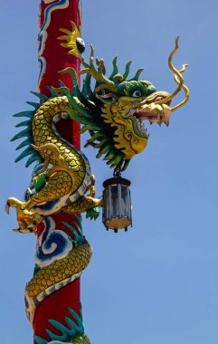 Dragon heykel sanat Mimarlık Budist sanat muhteşem tapınak Tayland.