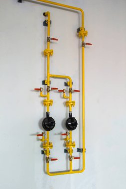 sarı gaz boru vanası ve regülatör