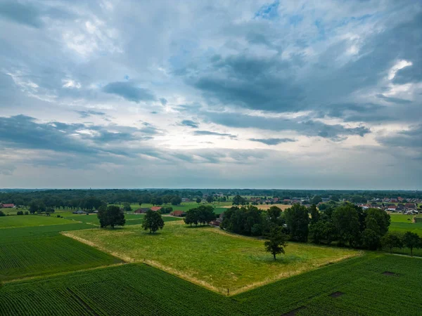 Vista Aérea Nubes Tormenta Dramáticas Sobre Campos Agrícolas Paisaje Rural — Foto de Stock