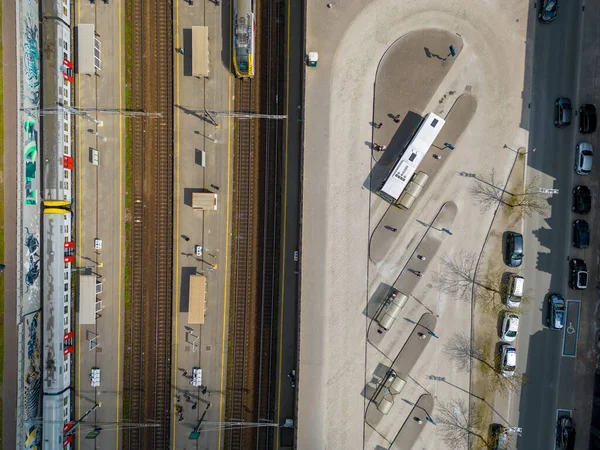Flygfoto Uppifrån Och Ner Järnvägsstationens Transportnav Som Visar Olika Tågen — Stockfoto