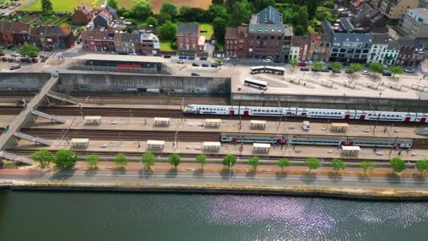 Halle Belgien 2023 Atemberaubende Luftaufnahmen Zeigen Das Treiben Belgischen Bahnhof — Stockvideo