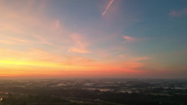 Ten Panoramiczny Materiał Panoramiczny Oddaje Pogodne Piękno Zachodu Słońca Nad — Wideo stockowe