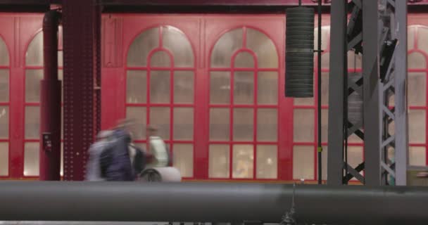 Deze Boeiende Slow Motion Beelden Tonen Anonieme Stadsbewoners Die Haastig — Stockvideo