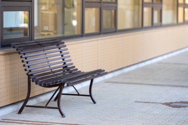 Japon üniversite binası ve doğa