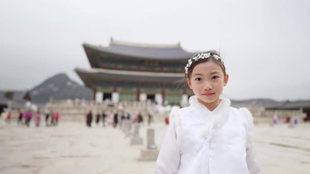 Медленное Видео Корейской Девушки Чимачогори Дворце Кёнбокгун Сеуле Южная Корея — стоковое видео