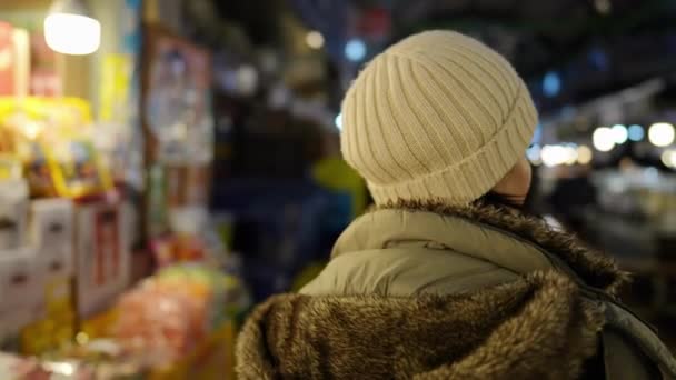 Zpomalené Video Filipínské Ženy Dvacítce Procházející Tradičním Trhu Jihokorejském Soulu — Stock video