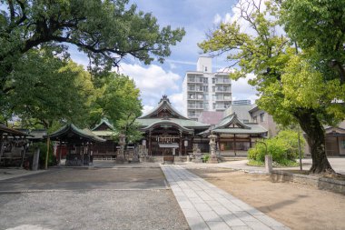 Chikusa Ward, Nagoya Şehri, Aichi Bölgesi 'ndeki Takamu Tapınağı' nda ibadet edin.