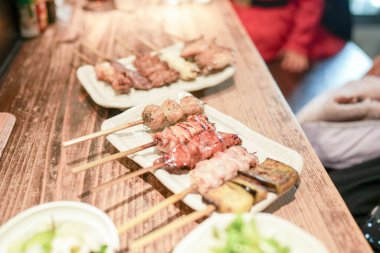 Lezzetli Japon izakaya yakitori masaya kondu..