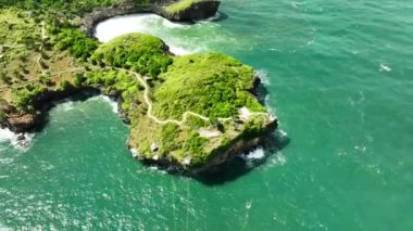 Kesirat Deniz Kayalıklarının Hava Görünümü