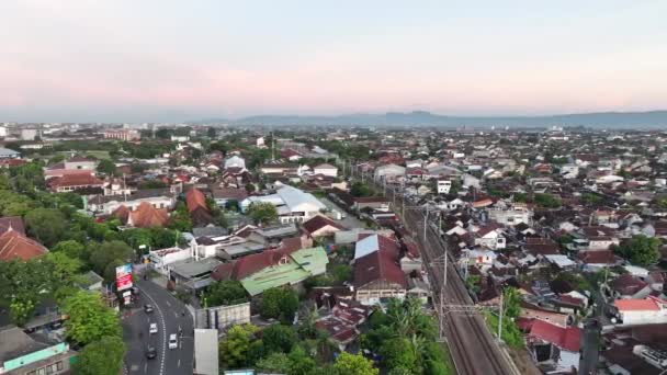 Vista Aérea Habitação Cidade Yogyakarta Pôr Sol Com Vista Para — Vídeo de Stock