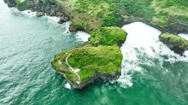 Kesirat Deniz Kayalıklarının Hava Görünümü