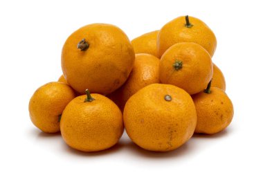 Turuncu izole edilmiş. Beyaz üzerine Shantang Orange. Beyaz arkaplanda Shantang Burma Turuncusu.