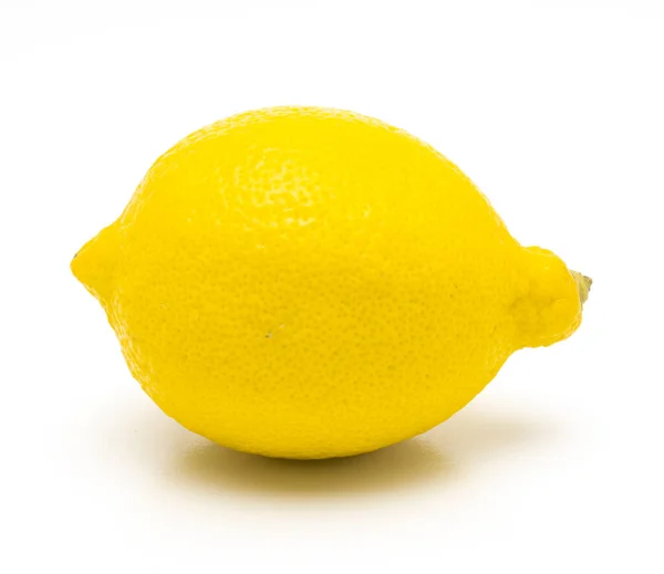 柠檬被隔离了现实的白底柠檬 — 图库照片