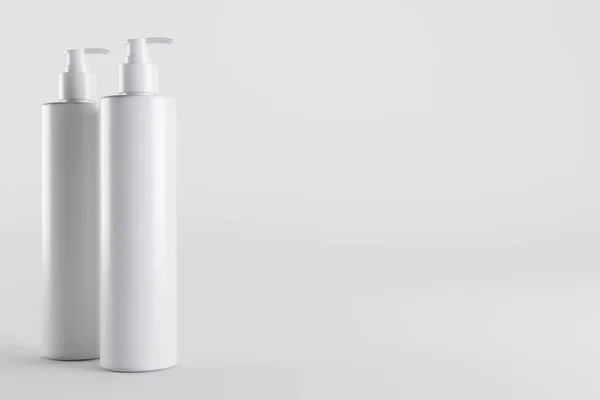 Witte Cosmetische Shampoo Dispenser Flessen Illustratie — Stockfoto