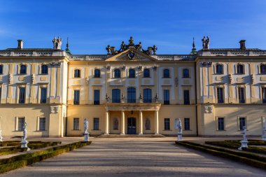 Podlasie Versailles. Branicki Park 'ta sonbahar, Biaystok, Polonya