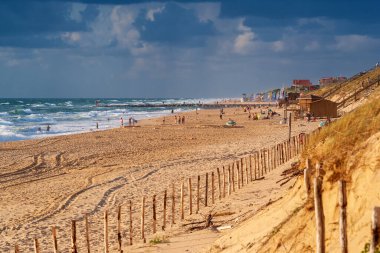 Soneczne wakacje w Mimizan-Plage, Aquitaine (Fransa)
