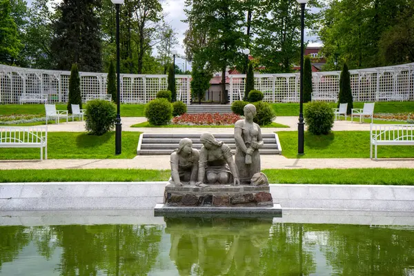 Askerleri için anıt