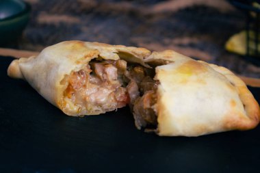 Ve Sulu: Arjantin Tavuğu Empanadas, Mutfak Lezzetleri