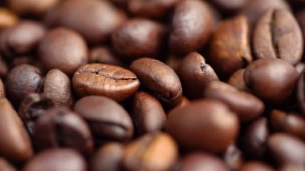 Macro Van Gebrande Koffiebonen Textuur — Stockvideo