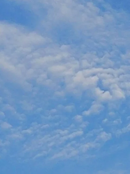 Céu Nuvem Sol Atmosfera Livre — Fotografia de Stock