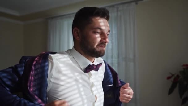 Arabian Men Wearing Suit His Office Window Slow Motion High — Stock Video