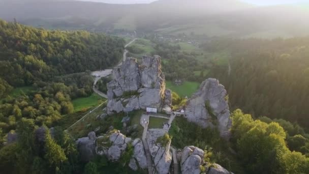Flygfoto Från Drönare Till Tustan Fästning Arkeologiska Och Naturliga Monument — Stockvideo