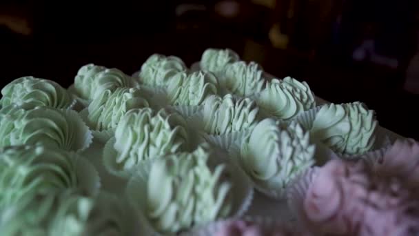 Zpomal Domácí Růžová Jahoda Máta Vanilkový Marshmallow Vzdušný Užitečný Marshmallow — Stock video