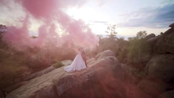 Happy Bride Groom Waving Color Red Smoke Bomb Slow Motion — Vídeos de Stock