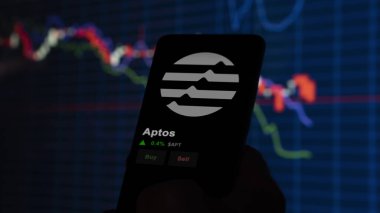 19 Eylül 2023. Aptos 'un fiyatını analiz eden bir yatırımcı, kripto $APT limitin üzerine çıktı ve fiyatın üstüne çıktı..