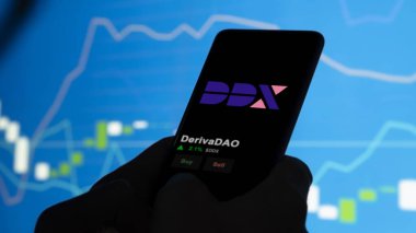 19 Eylül 2023. DerivaDAO 'nun fiyatını analiz eden bir yatırımcı, DDX limitinin üzerine çıktı ve fiyatın üstüne çıktı..