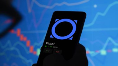 19 Eylül 2023. Omni 'nin fiyatını analiz eden bir yatırımcı, kripto $OMNI limitin üzerine çıktı ve fiyatın üstüne çıktı..
