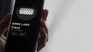 19 Eylül 2023. SIRIN LABS Token 'in fiyatını analiz eden bir yatırımcı, kripto $SRN limitin üzerine çıktı ve fiyatın üstüne çıktı..