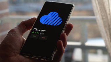 19 Eylül 2023. Skycoin 'in fiyatını analiz eden bir yatırımcı, kripto $SKY limitini aştı ve fiyatın üstüne çıktı..