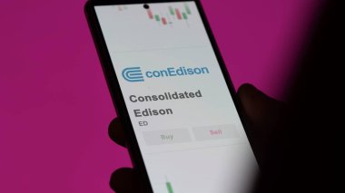 Consolidated Edison 'un logosu bir değiş tokuş ekranında. Birleştirilmiş Edison hisse senetleri, bir aygıt için ED $.