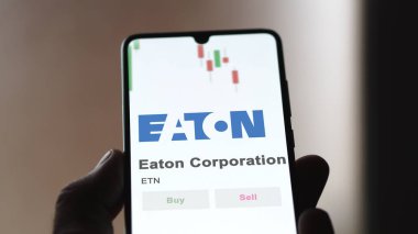 Eaton Şirketi 'nin logosu bir değiş tokuş ekranında. Eaton Şirketi hisse senetleri, bir cihaza ETN $.