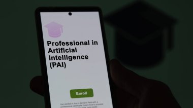 Bir öğrenci, yapay zeka (pai) programında profesyonel öğrenim görmek için kurslara kaydolur, yeni beceriler ve telefon sertifikası alır. İngilizce metin, İngilizce metin.
