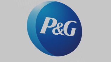 07 Eylül 2023 Cincinnati, Ohio. Beyaz ekranlı bir duvarda Procter & Gamble logosu. Aygıt üzerindeki Procter & Gamble markası.