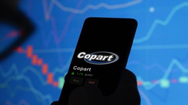 15 Ocak 2024. Takas ekranında Copart 'ın logosu. Copart hisse senetleri, bir cihazda CPRT $.