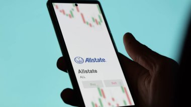 24 Nisan 2024. Değiş tokuş ekranında Allstate 'in logosu. Tüm eyalet hisse senetleri, bir cihaza $All.
