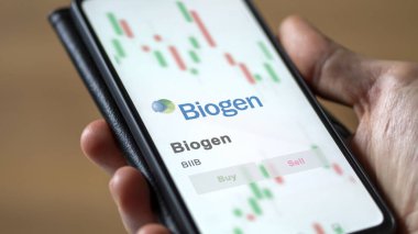 24 Nisan 2024. Bir değiş tokuş ekranında Biogen logosu. Biyojen fiyatları, bir aygıt için BIIB $.
