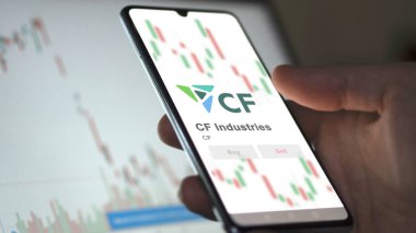 24 Nisan 2024. Değiş tokuş ekranında CF Endüstri 'nin logosu. CF Endüstri hisse senedi fiyatları, cihazda CF $.