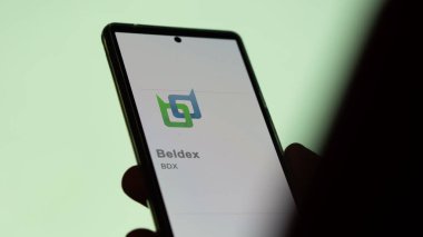 20 Nisan 2024, Şangay, Çin. Bir takas ekranında Beldex (BDX) logosunu kapat. (BDX) Beldex fiyat hisseleri, bir aygıt üzerinde $BDX.