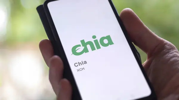 Nisan 2024 Şangay Çin Bir Değiş Tokuş Ekranındaki Chia Logosuna — Stok fotoğraf